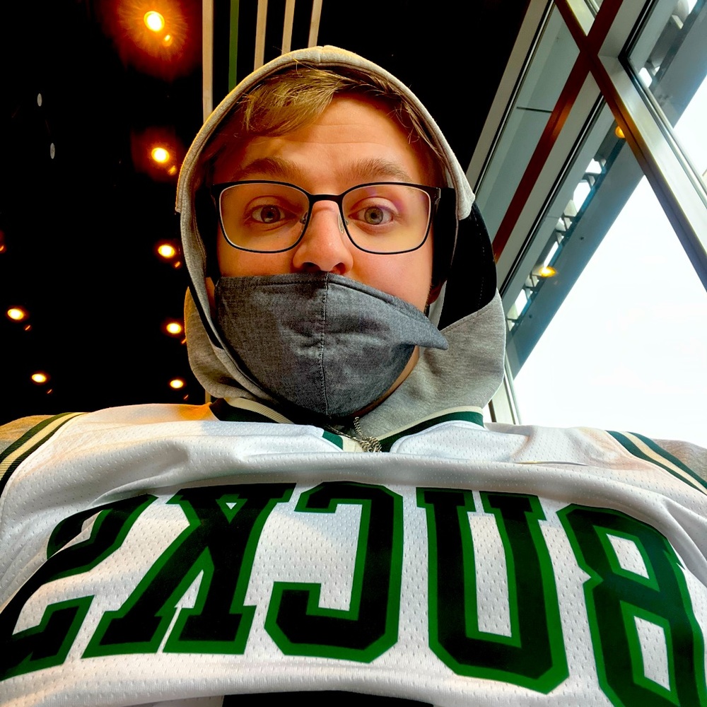 Meet your Posher, Ethan